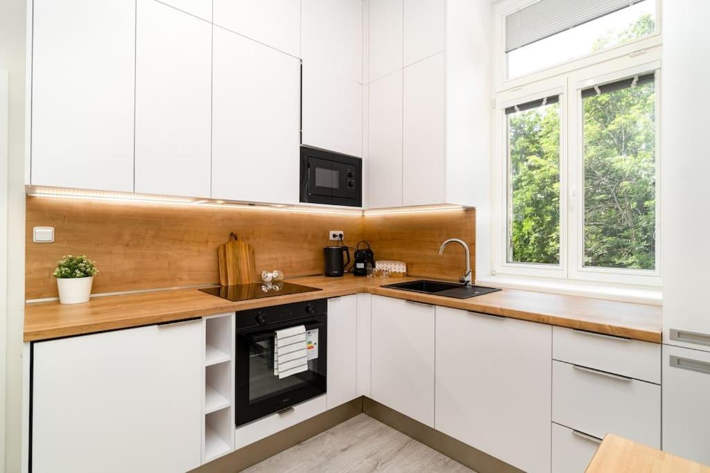 Deja Vu Botique Apartment Olomouc Bagian luar foto