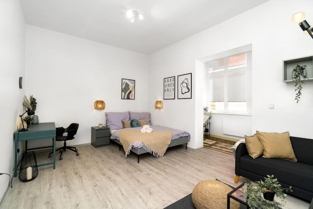 Deja Vu Botique Apartment Olomouc Bagian luar foto